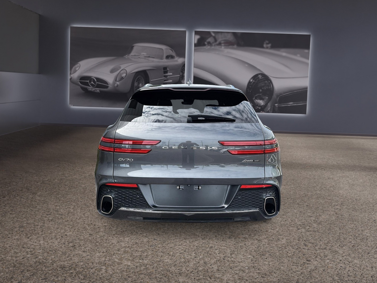 2022 GENESIS GV70