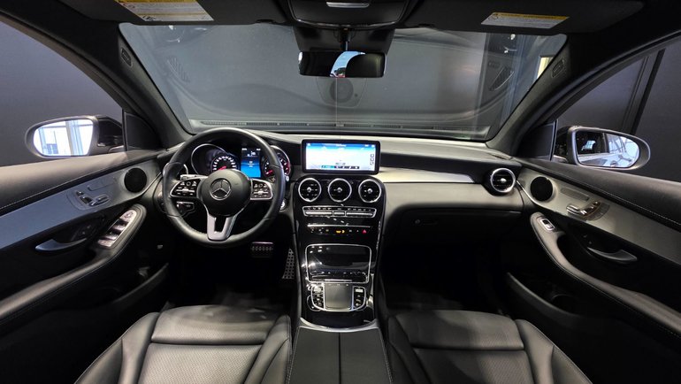 2023 Mercedes-Benz GLC