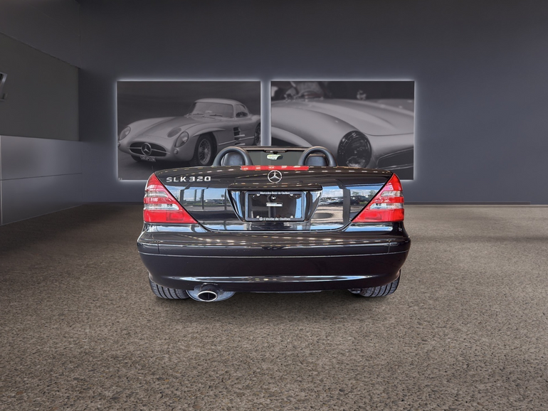 2004 Mercedes-Benz SLK-Class
