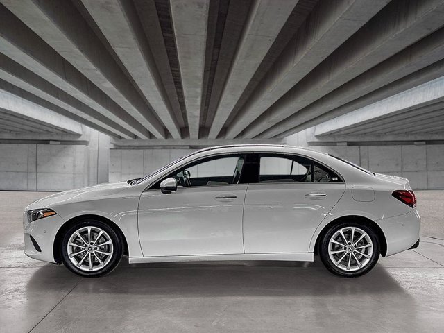2022 Mercedes-Benz A