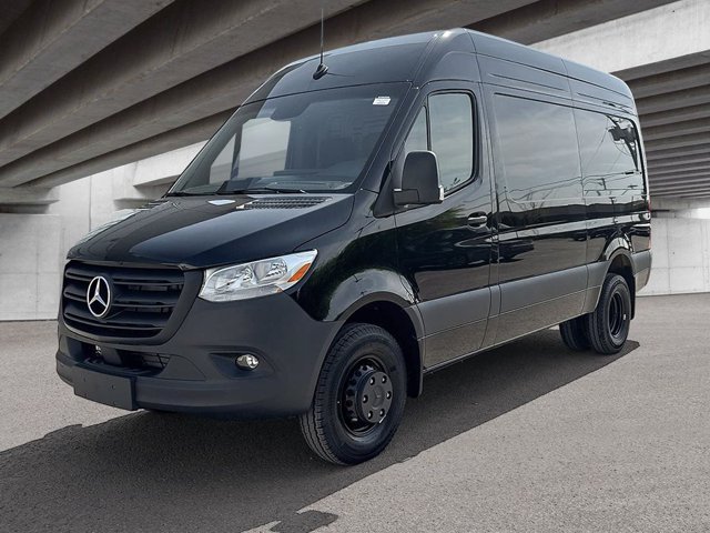 2025 Mercedes-Benz Sprinter Cargo Van 144 WB Standard Roof Cargo