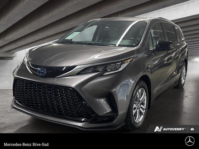 2021 Toyota Sienna XLE 7-Passenger AWD