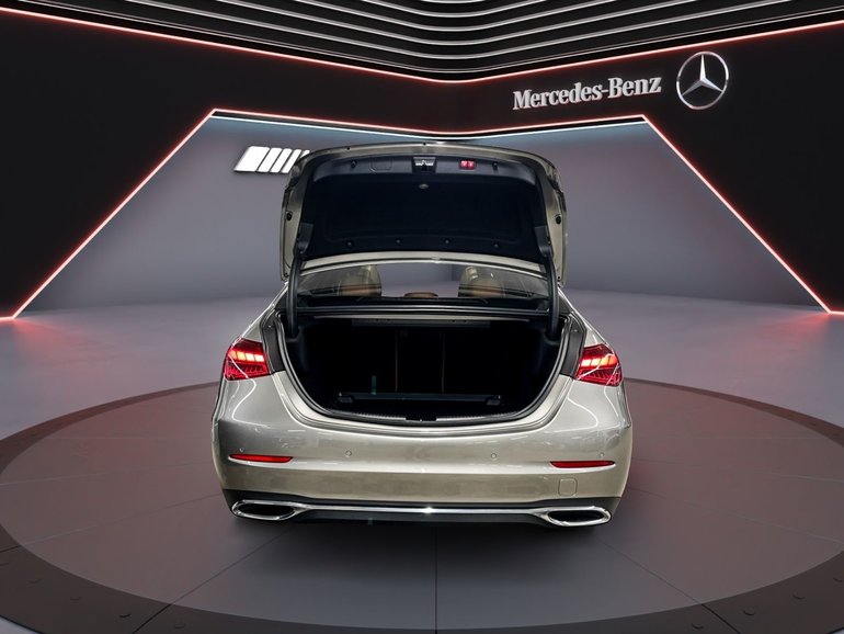 2023 Mercedes-Benz C300