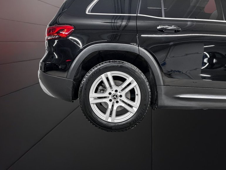 2023 Mercedes-Benz GLB250