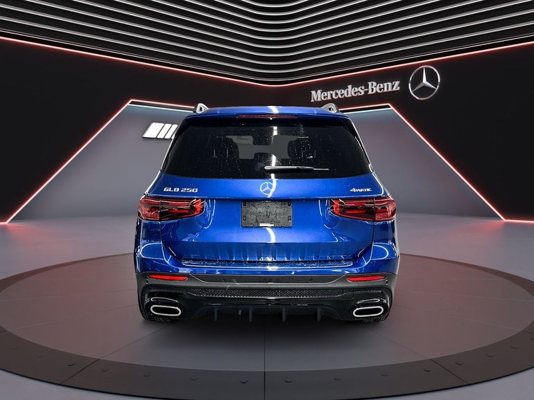 2025 Mercedes-Benz GLB250