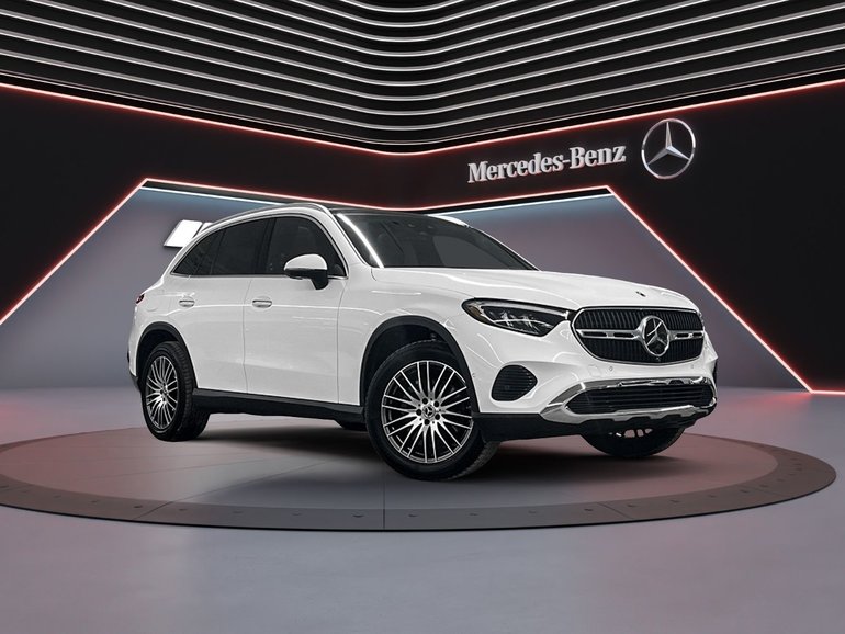 2025 Mercedes-Benz GLC300