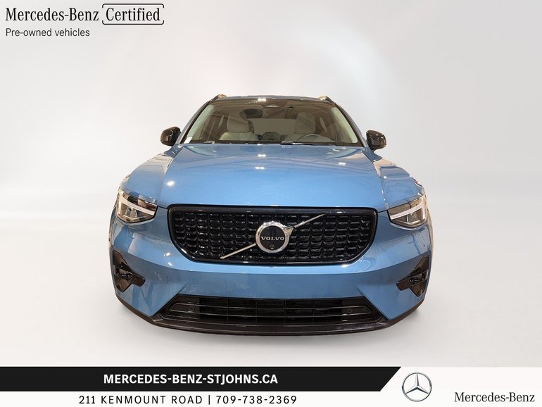 2025 Volvo XC40