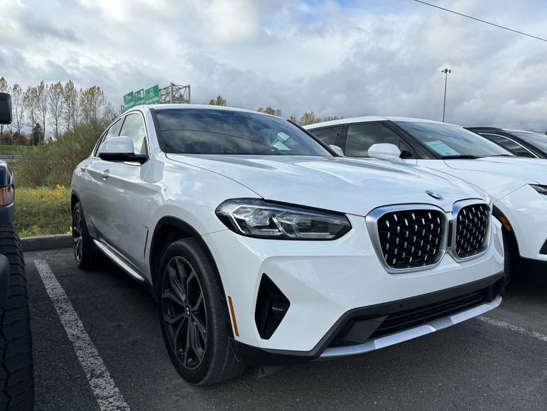 2022 BMW X4