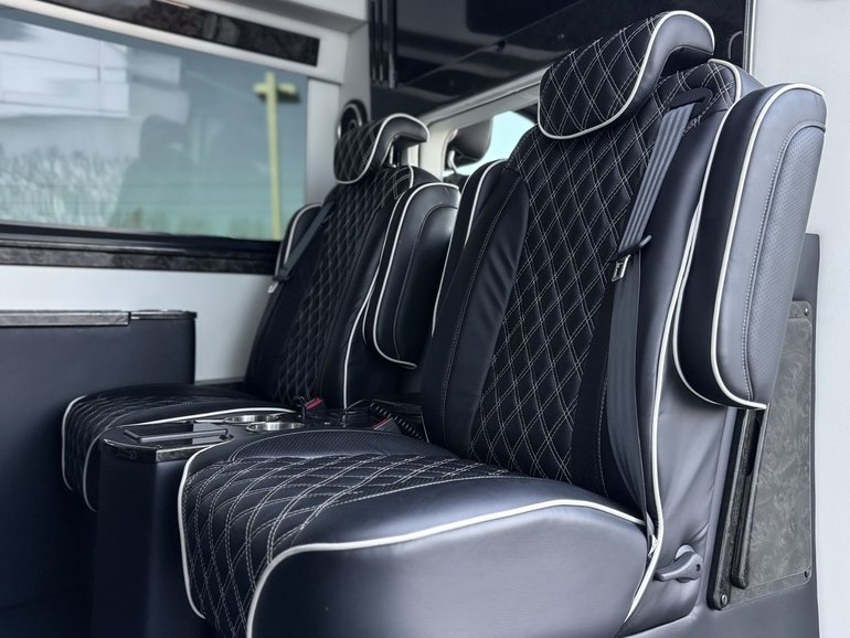 2021 Mercedes-Benz Sprinter 4x4 3500XD Cargo