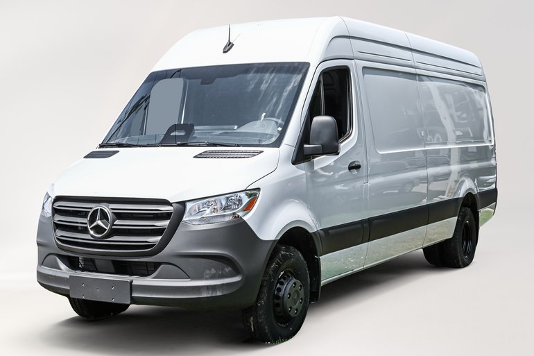 2025 Mercedes-Benz Sprinter 3500