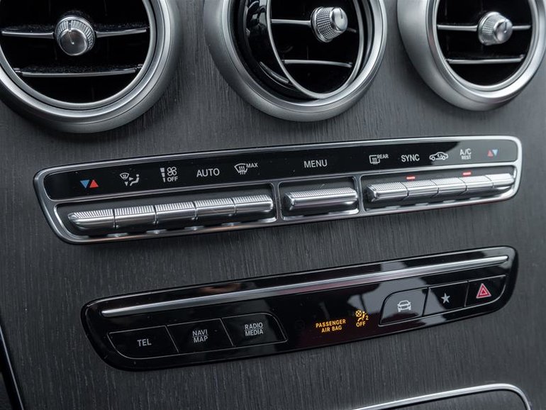 2022 Mercedes-Benz GLC300