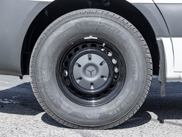 2025 Mercedes-Benz Sprinter 2500