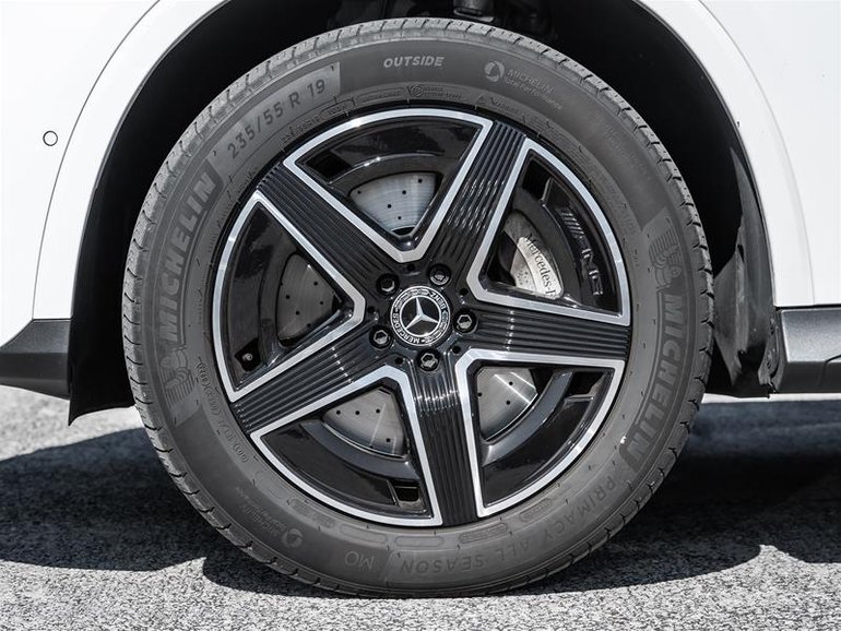 2023 Mercedes-Benz GLC300