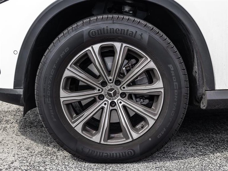 2026 Mercedes-Benz GLC300