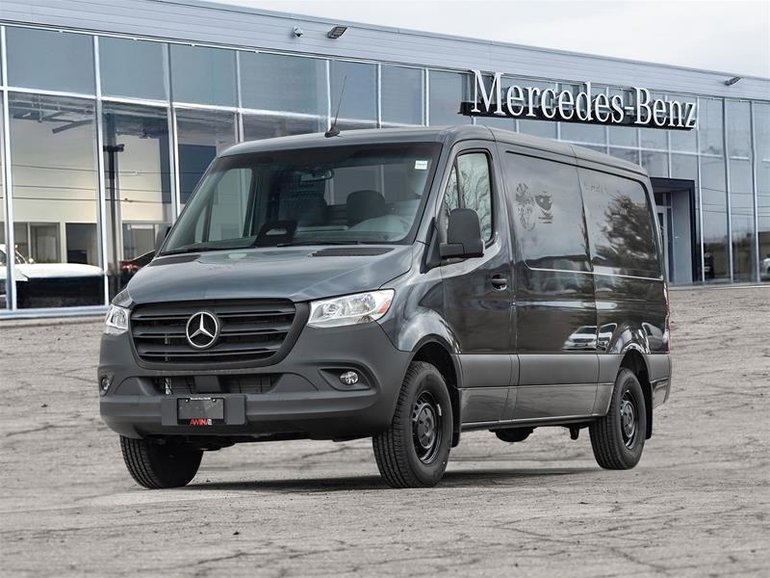 2025 Mercedes-Benz Sprinter 2500 144 Wheelbase Standard Roof RWD