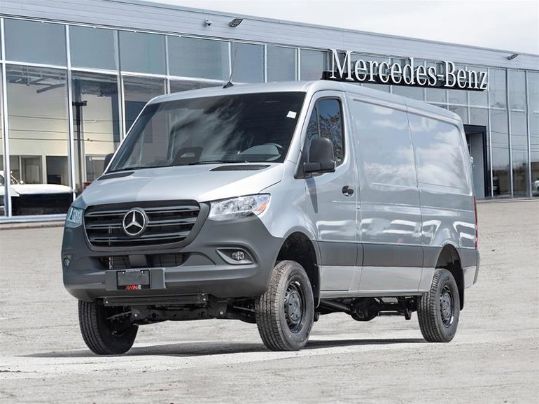 2026 Mercedes-Benz Sprinter 2500 144 Wheelbase Standard Roof AWD