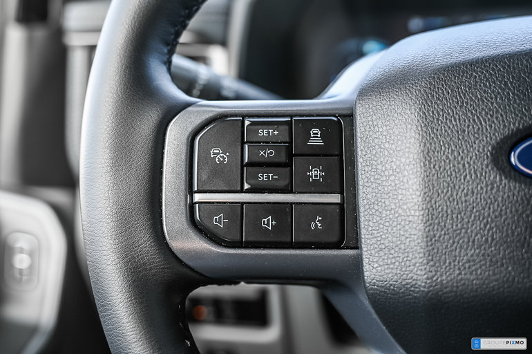 2025 Ford F-150 Lightning