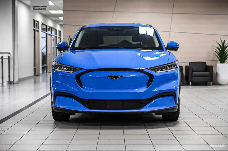 2022 Ford Mustang Mach-E