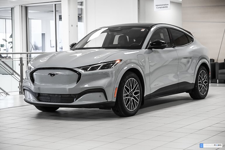 2025 Ford Mustang Mach-E