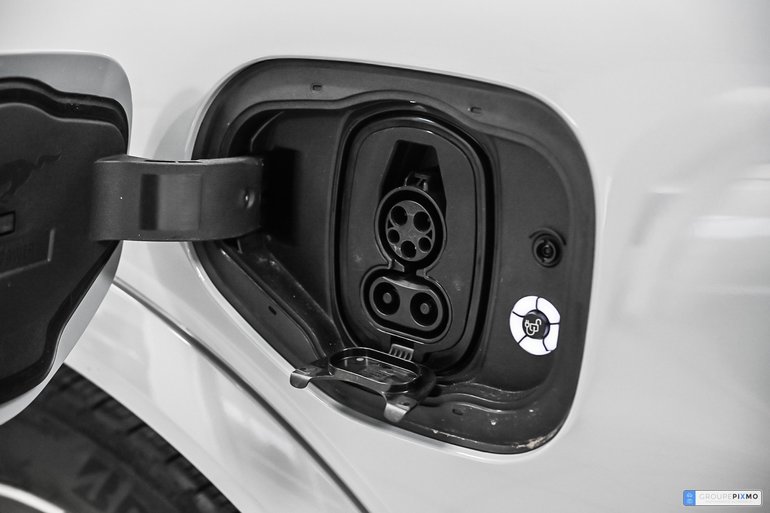 2025 Ford Mustang Mach-E