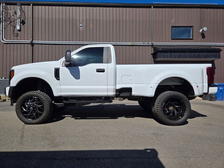 2017 Ford Super Duty F-350 DRW