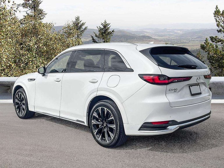 2026 Mazda CX-90 Plug-In Hybrid