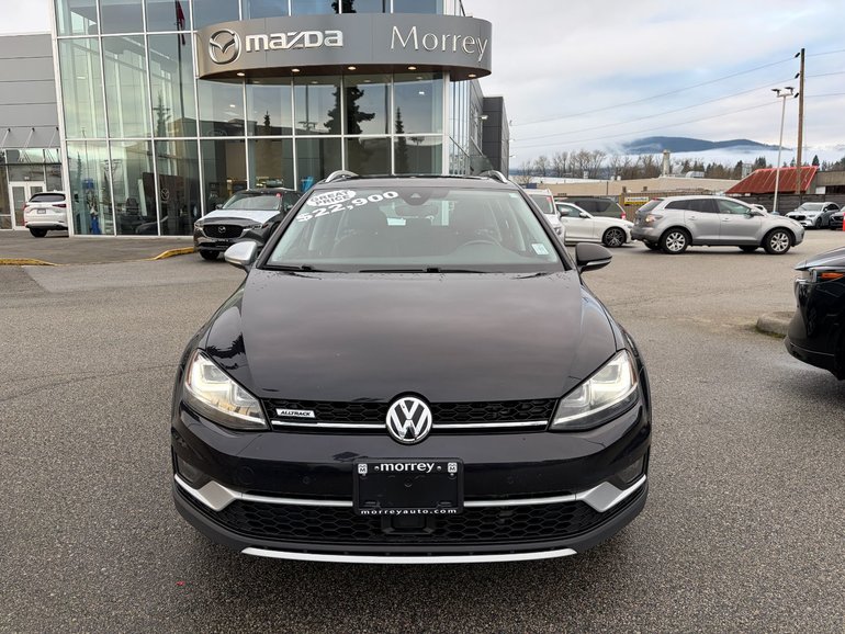 2017 Volkswagen Golf Sportwagen