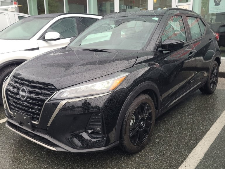 2024 Nissan Kicks SR // 2.99% FINANCING
