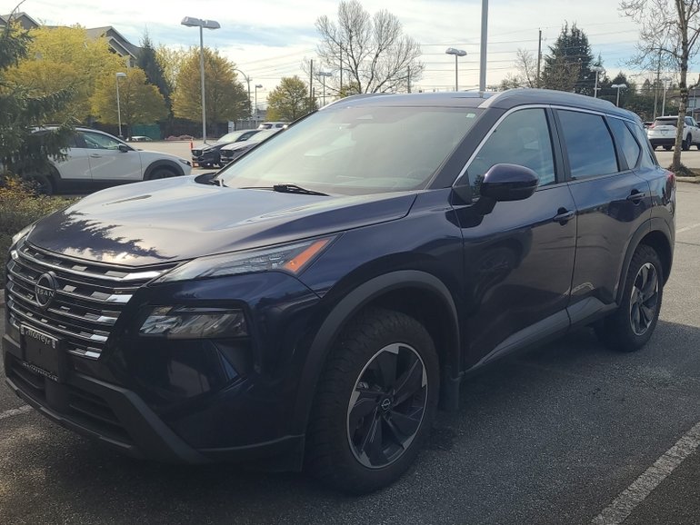2024 Nissan Rogue SV MOONROOF // 2.99% FINANCING