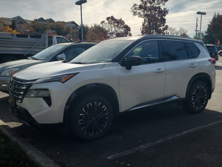 2024 Nissan Rogue PLATINUM TOP MODEL