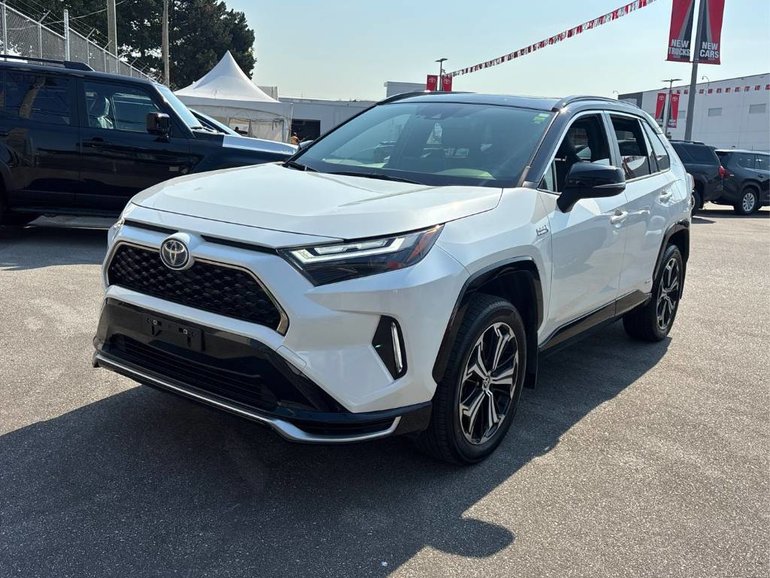 2022 Toyota RAV4 Prime XSE // PLUGIN HYBRID