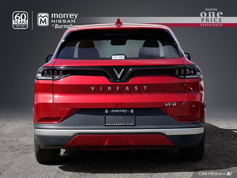2023 VinFast VF 8
