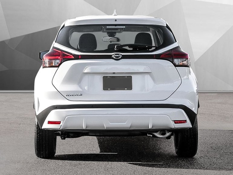 2025 Nissan Kicks Play