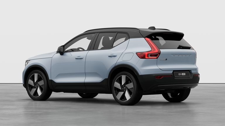 2026 Volvo EX40