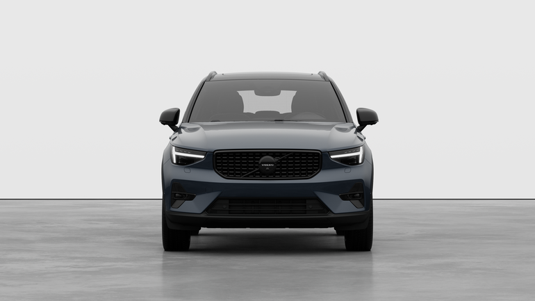 2026 Volvo XC40