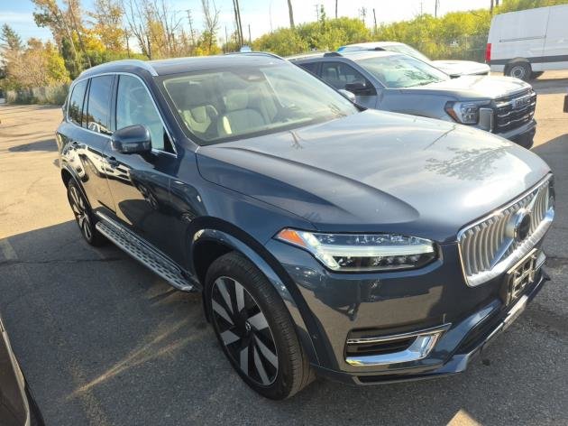 2025 Volvo XC90 Plug-In Hybrid