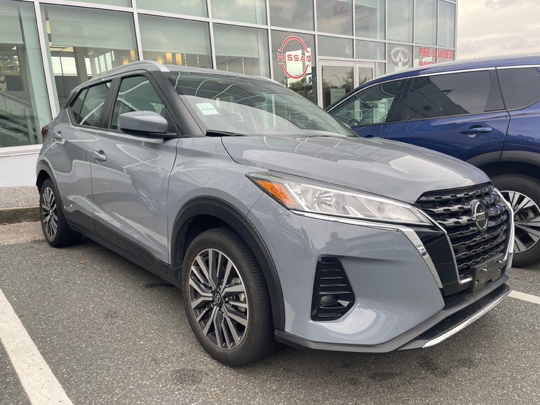 2021 Nissan Kicks SV CVT