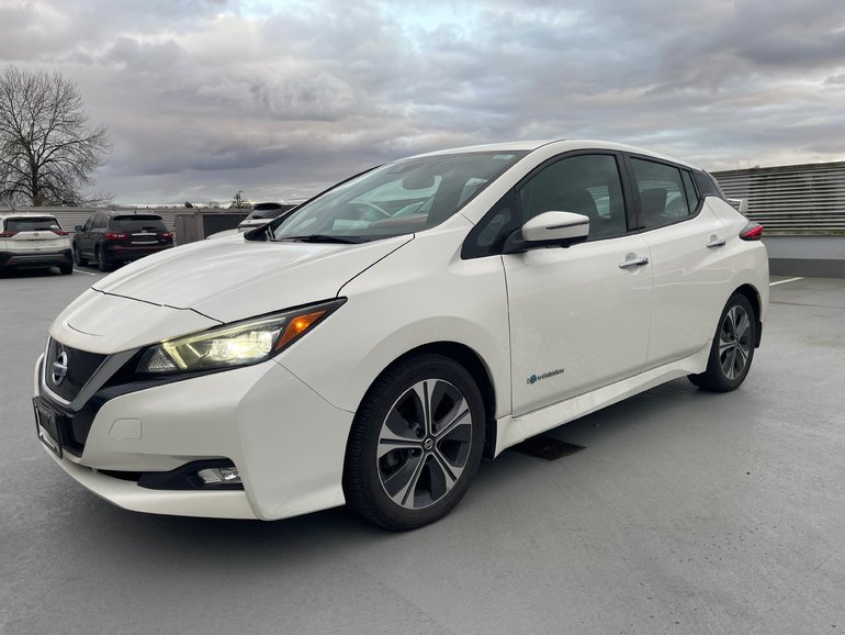 2018 Nissan LEAF SL // LEATHER