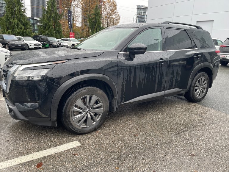 2022 Nissan Pathfinder