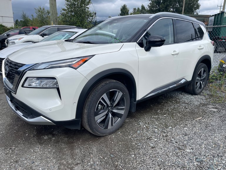 2023 Nissan Rogue PLATINUM // LEATHER // SUNROOF