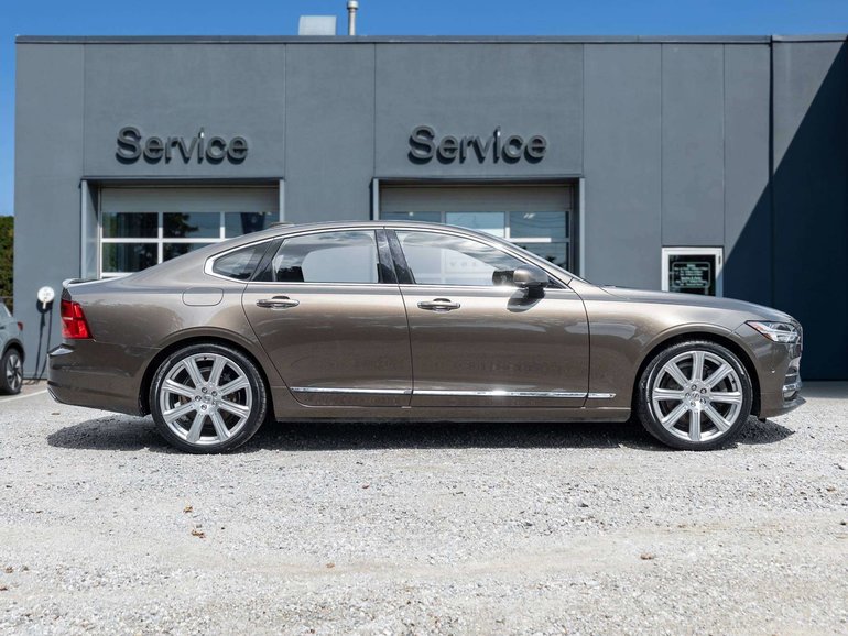 2017 Volvo S90