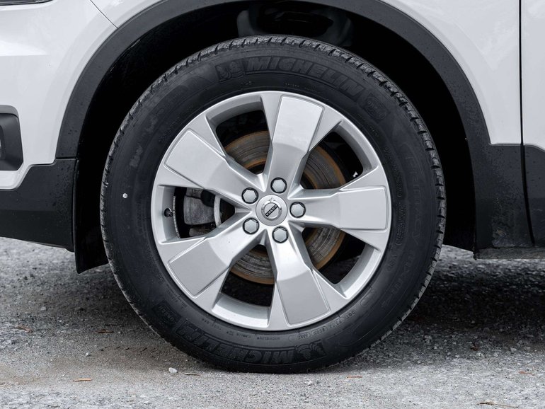 2021 Volvo XC40