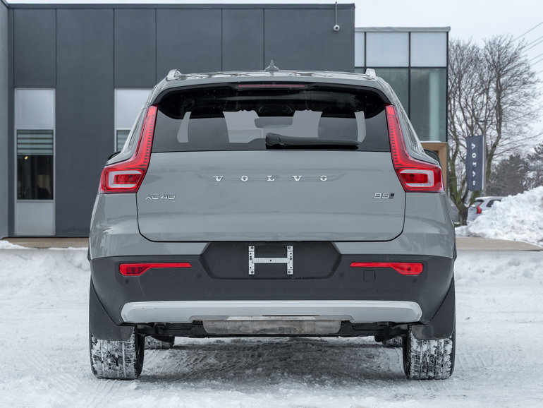 2025 Volvo XC40