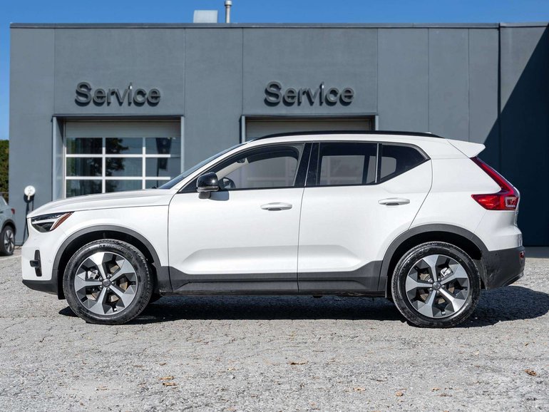 2026 Volvo XC40