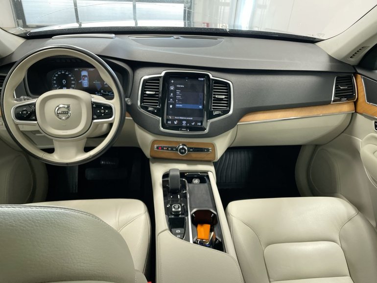 2022 Volvo XC90 RECHARGE