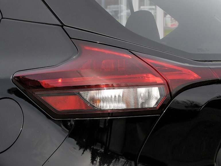 2025 Nissan Kicks Play