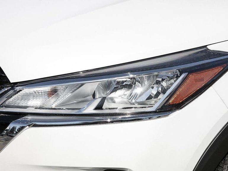 2025 Nissan Kicks Play