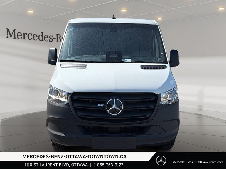2025 Mercedes-Benz ESprinter 144 Wheelbase Standard Roof RWD