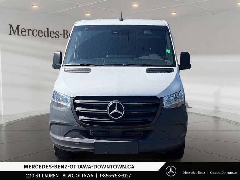 2024 Mercedes-Benz Sprinter 2500 144 Wheelbase Standard Roof RWD