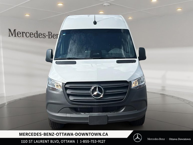 2025 Mercedes-Benz Sprinter 2500 144 Wheelbase High Roof RWD
